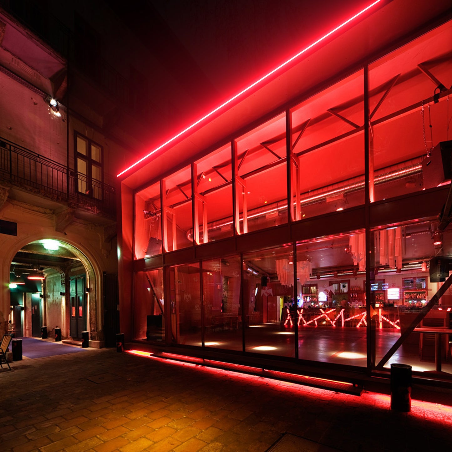 GZBtech Flexible Red LED Rope Light, Waterproof Neon Strip Light, 120 LEDs/M Cuttable Connectable Red Neon Lighting for Indoor Outdoor Home Decor/Commercial Building Use.